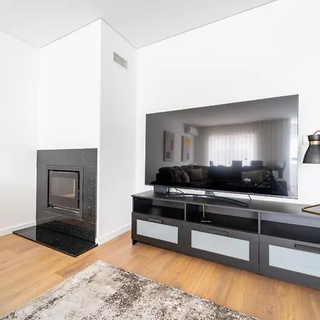 Apartment Antonio Marinho By House And People *